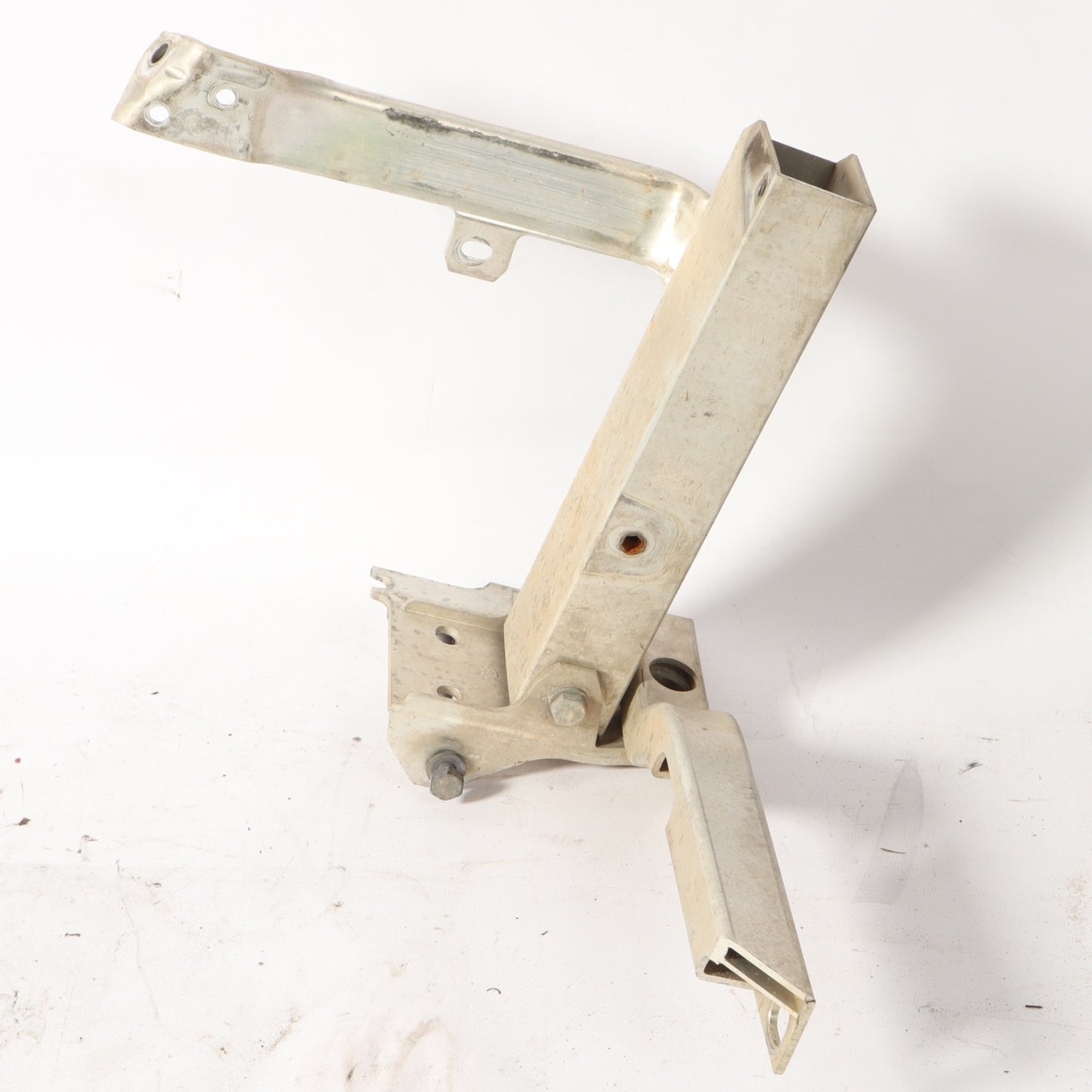 2011 - 2017 BMW 535I 550 GT XDRIVE - Front Right Bumper BAR Bracket 7158874