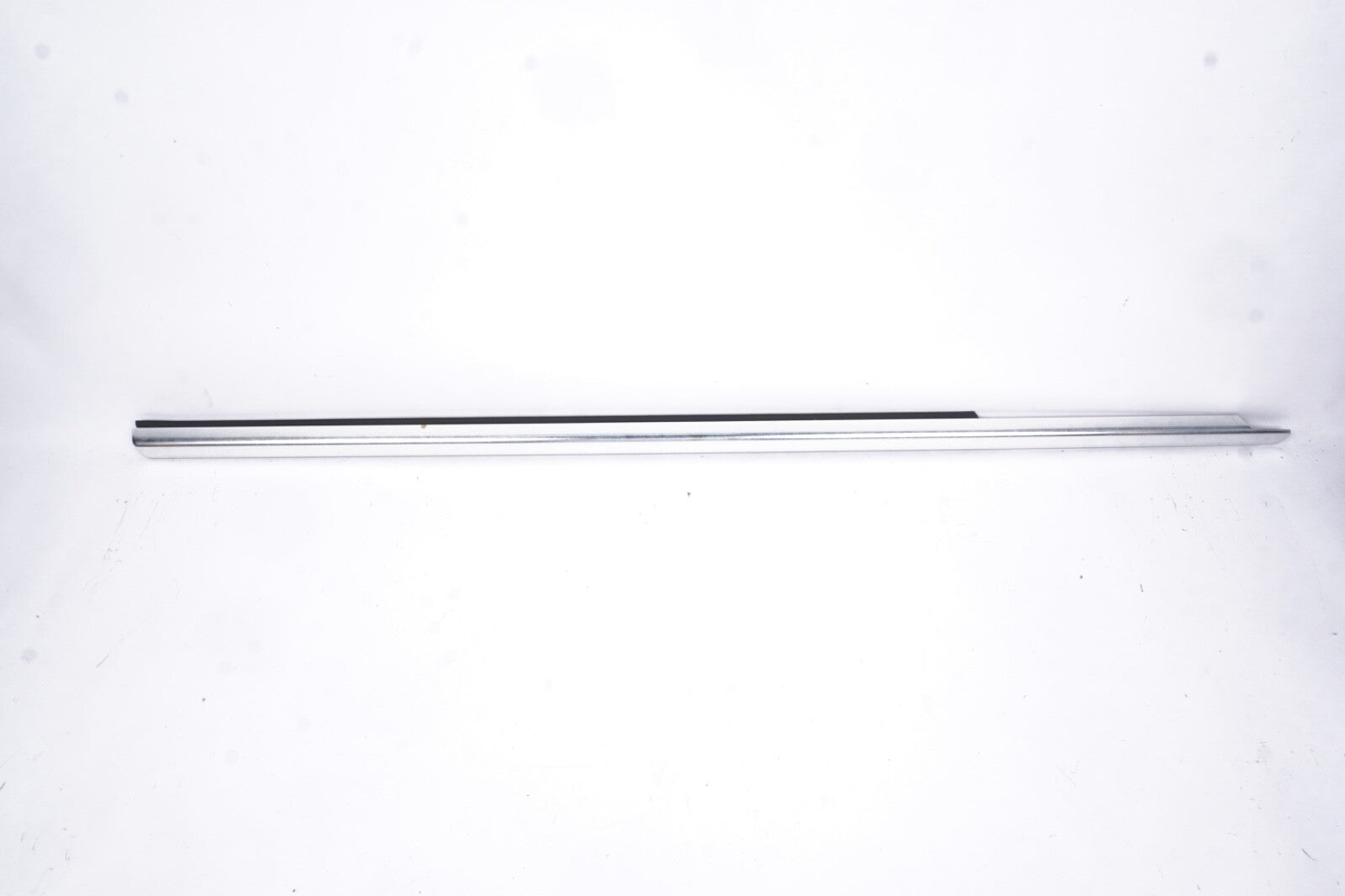 10-17 Mercedes Benz E350 E400 Coupe Driver Left Rear Quarter  Window Molding