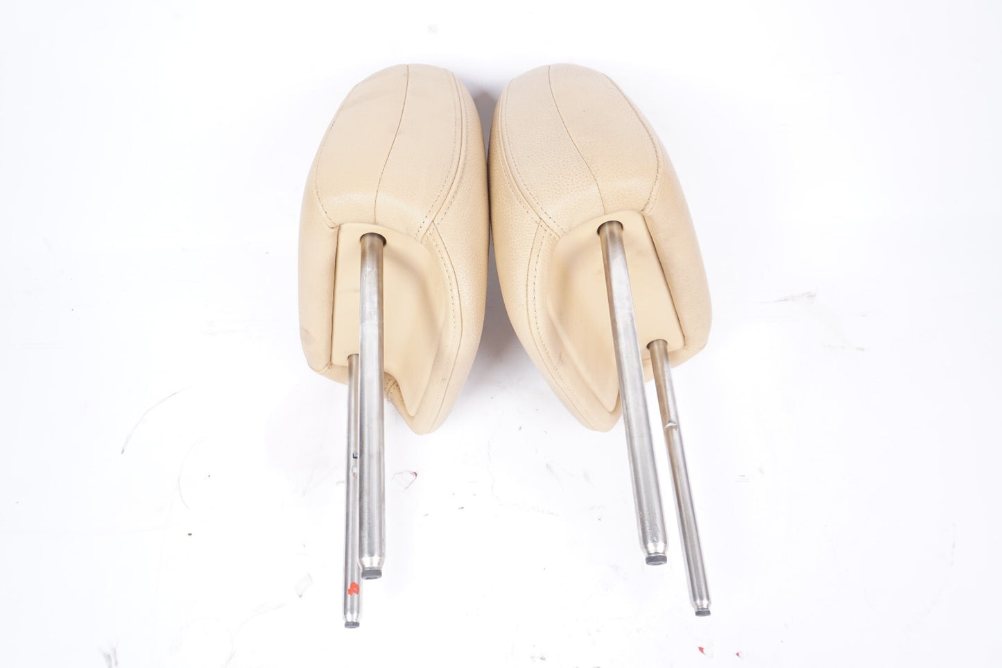 2011 - 2014 Porsche Cayenne 958 Front Seat Headrest Left & Right OEM