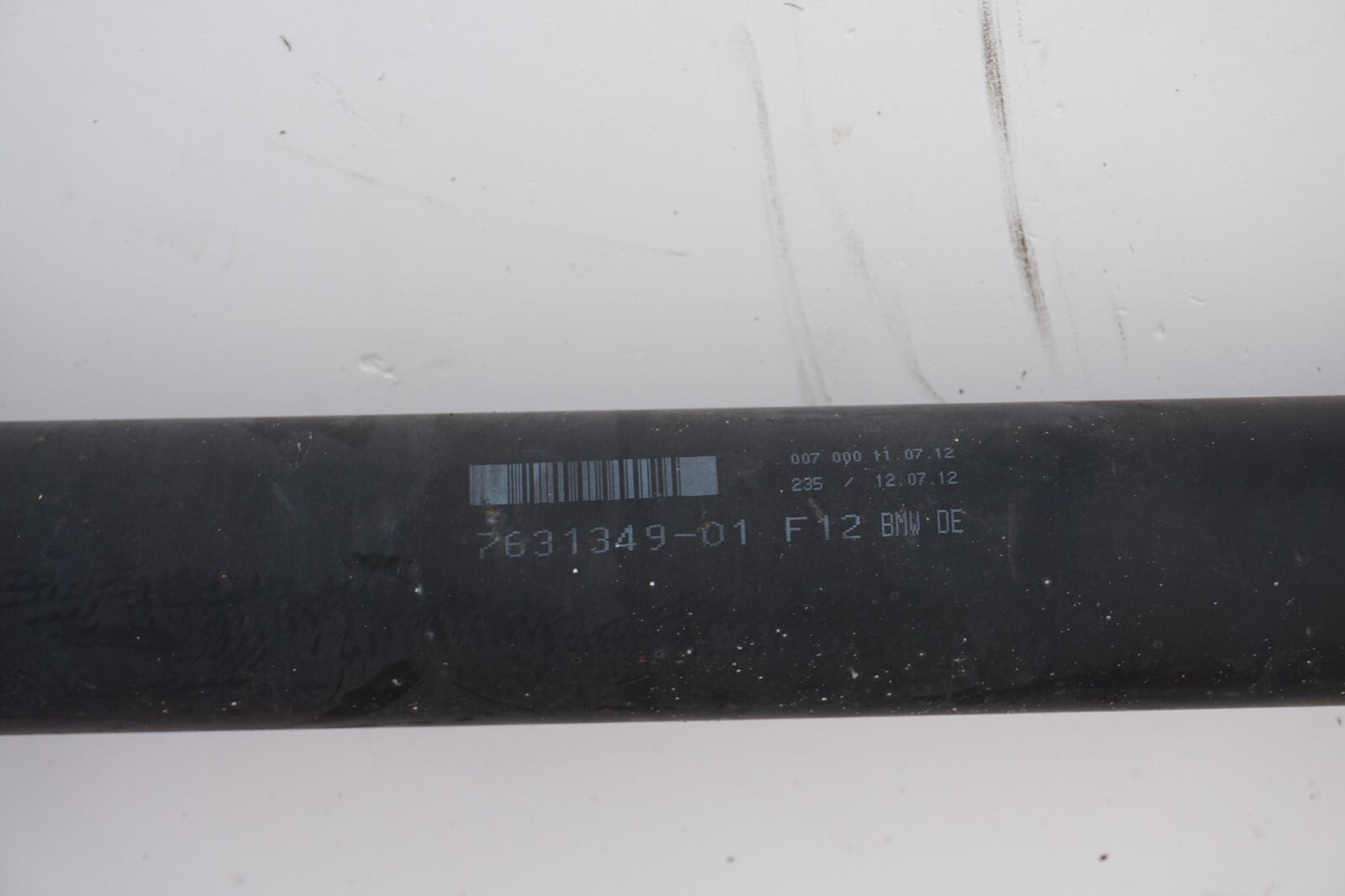 2012 - 2018 BMW 650i REAR DRIVESHAFT PROPELLER 7631349-01 OEM