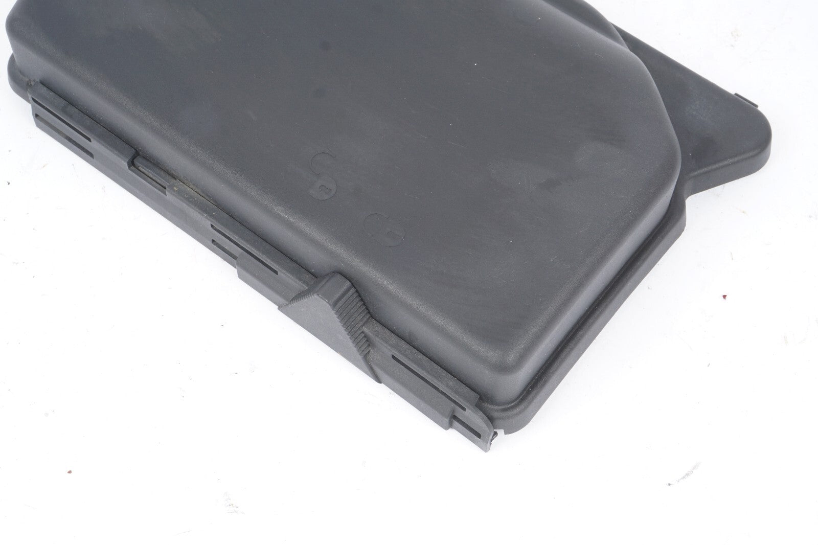 03-12 Mercedes R230 SL550 SL55 AMG Engine Fusebox Control Module Bay Cover OEM