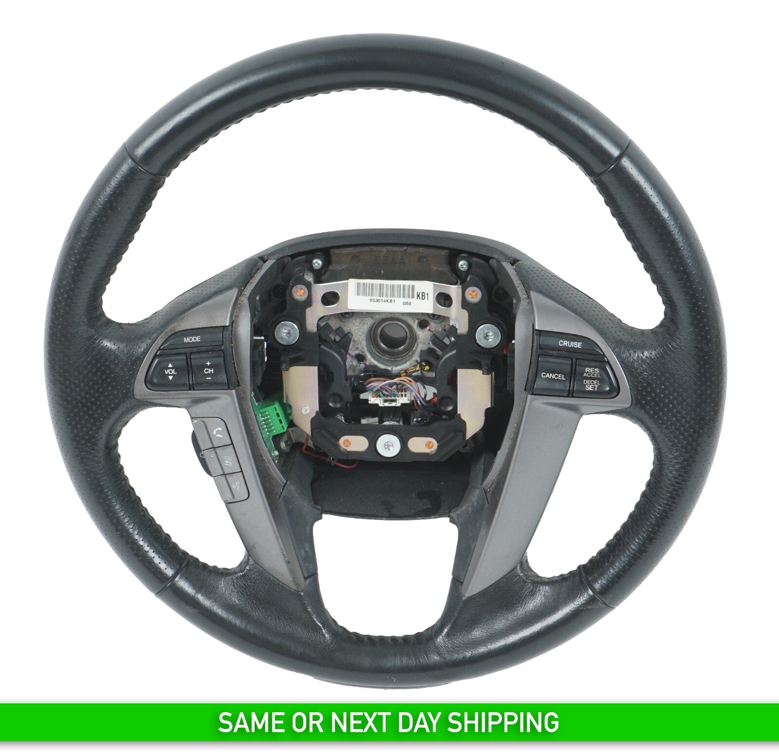 2011 - 2017 HONDA ODYSSEY STEERING WHEEL W/ CONTROLS OEM