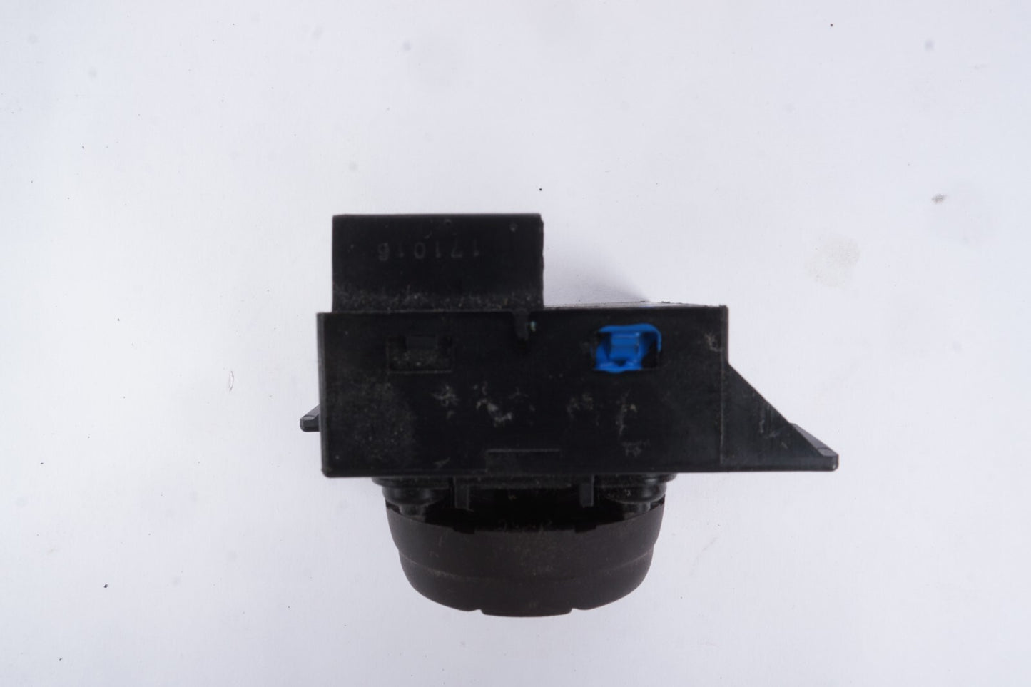 2017 - 2023 Alfa Romeo Giulia Front Left Side Seat Switch Lumbar OEM