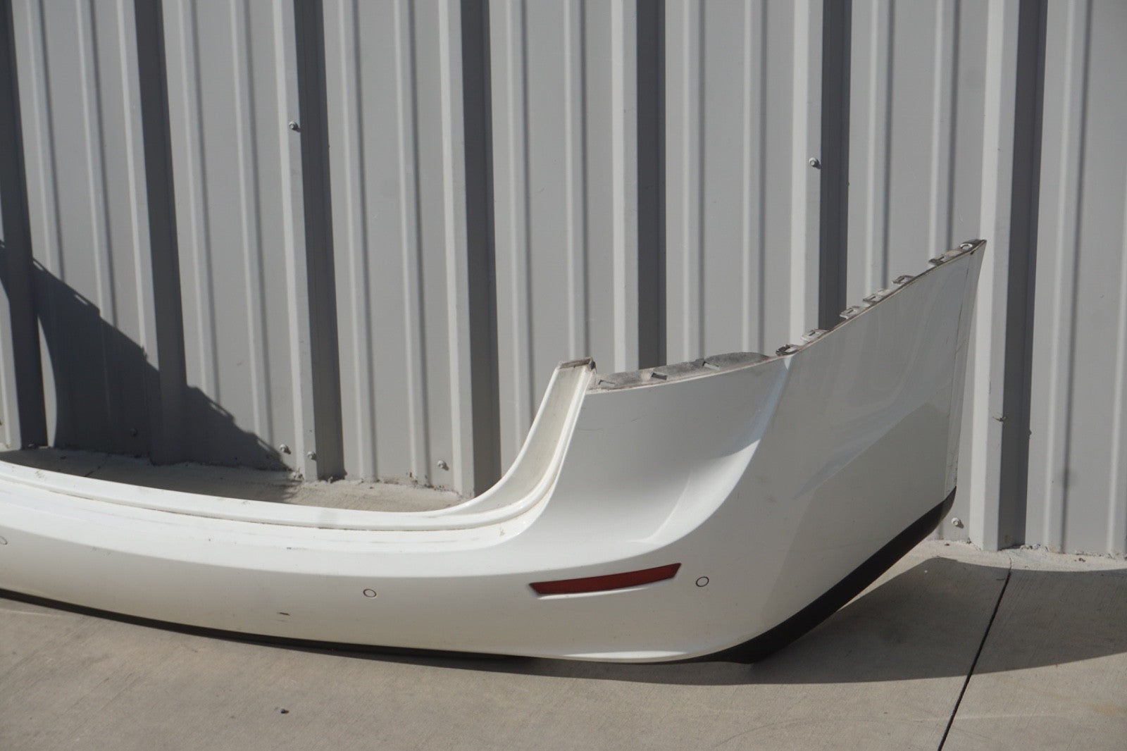 2014 - 2019 Maserati Ghibli M157 Rear Bumper Cover White OEM