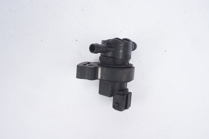2003-2006 Mercedes R230 SL500 Vapor Emission Purge Valve  OEM