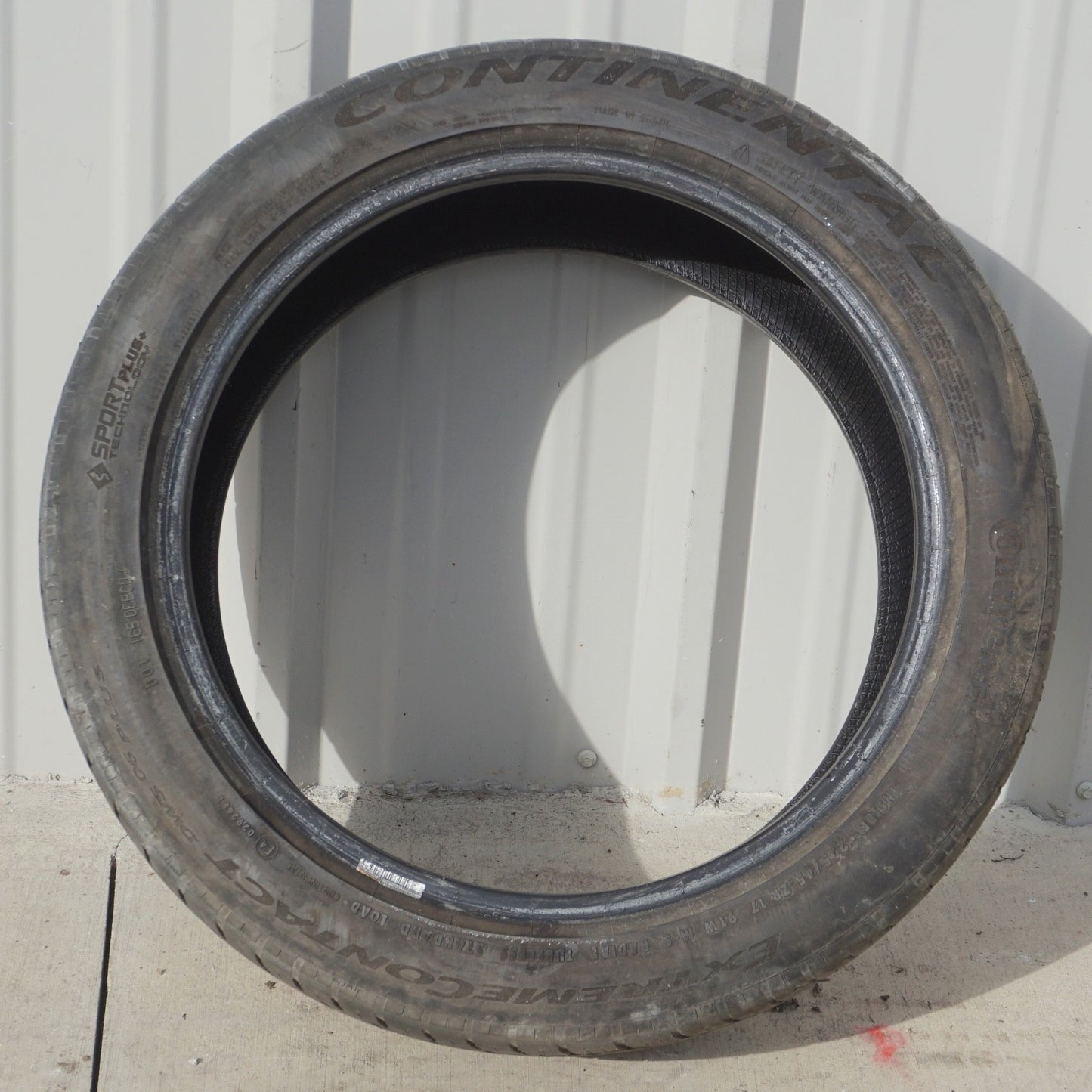 Used 225/45ZR17 Continental ExtremeContact DWS06 91W - 5/32