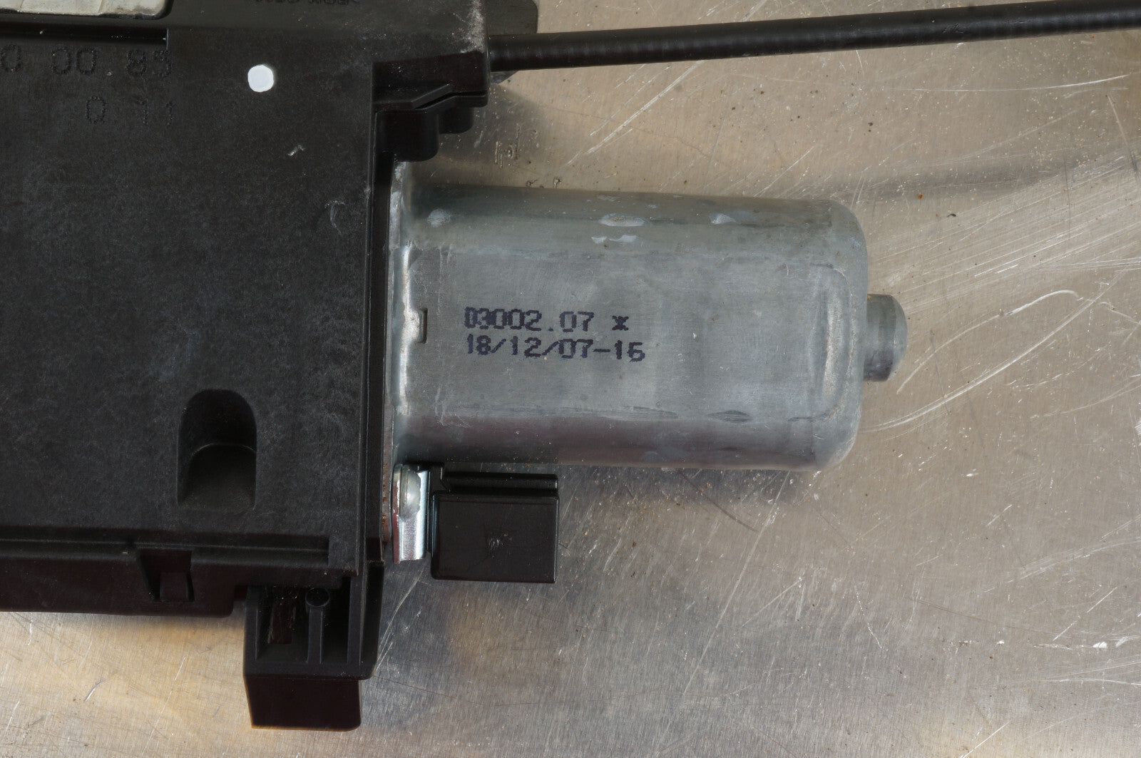 2007 - 2013 MERCEDES W216 W221 S550 CL550 TRUNK LOCK LATCH ACTUATOR OEM