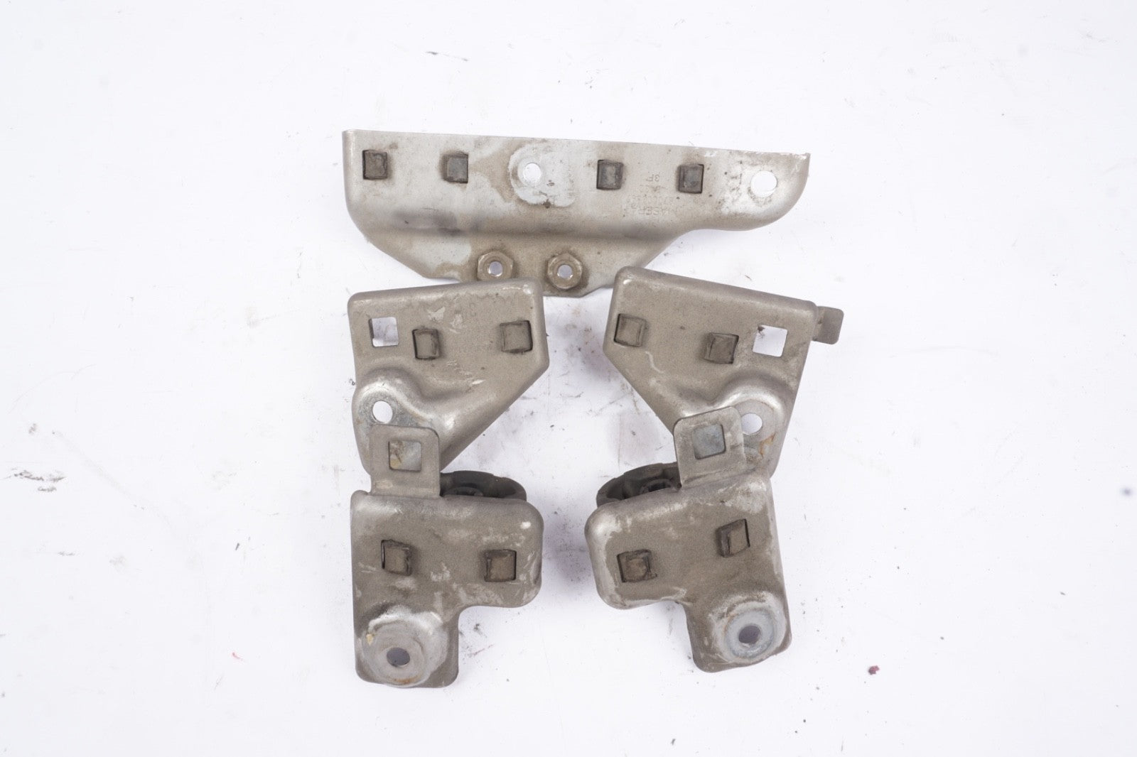 2014 - 2021 MASERATI GHIBLI 3.0L EXHAUST HANGER BRACKET OEM SET OF 5