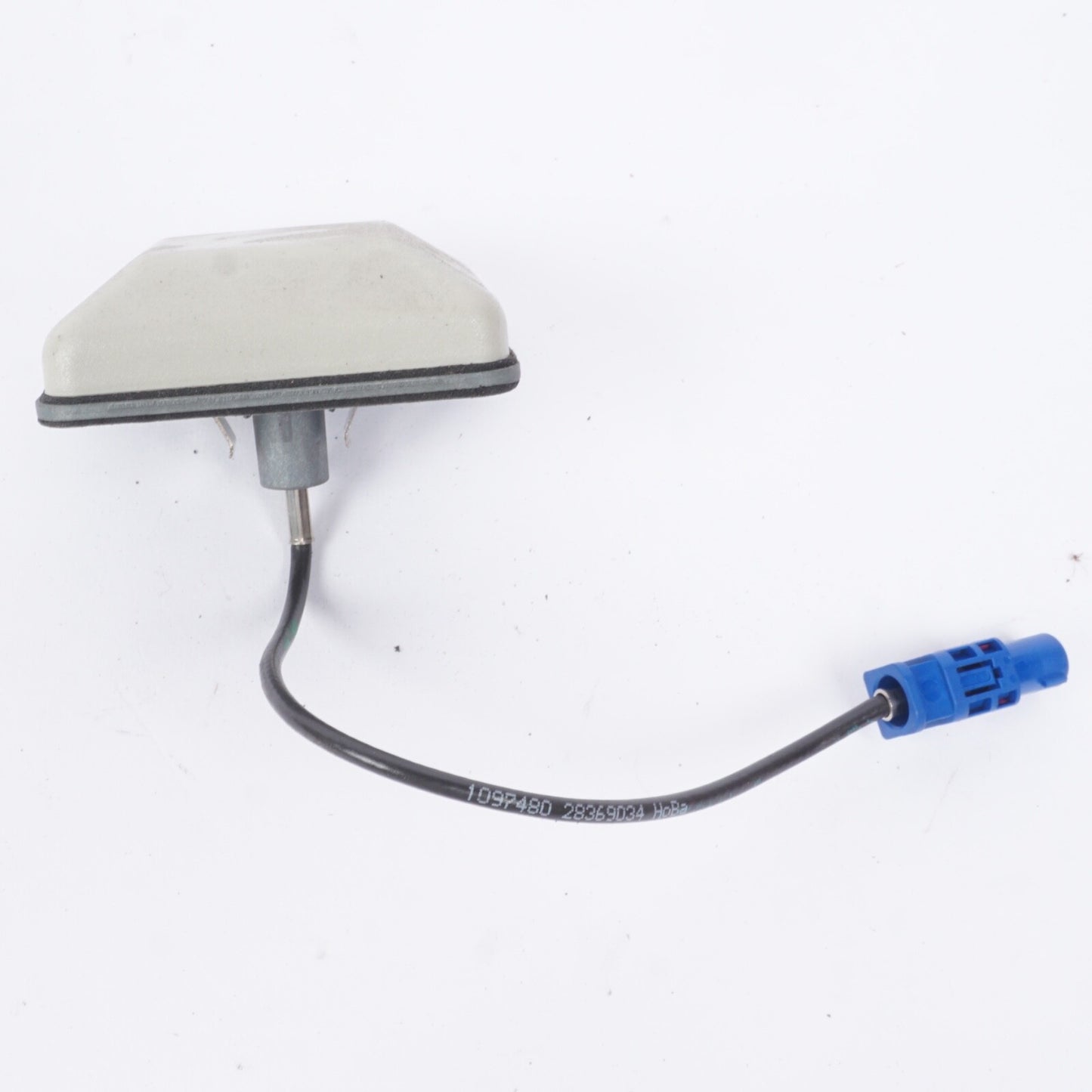 2017-2020 MERCEDES-BENZ GLA250 X156 ROOF REAR RADIO ANTENNA MODULE UNIT OEM
