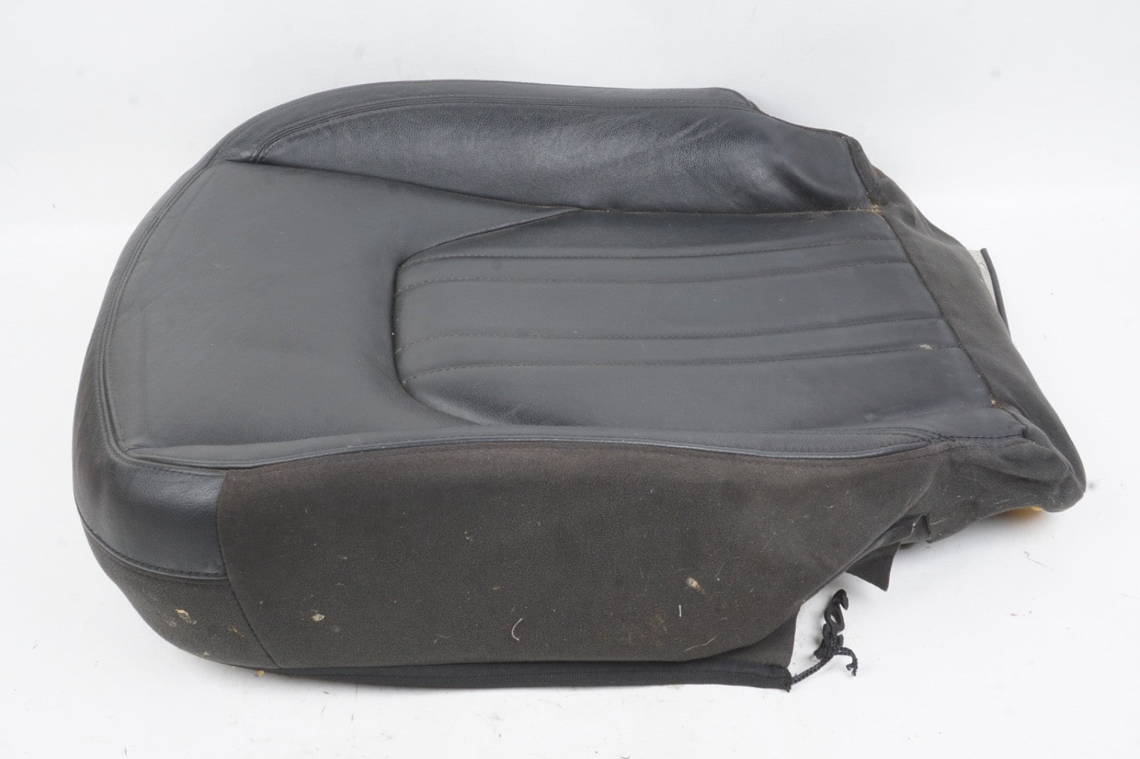 2014 - 2020 MASERATI GHIBLI SQ4 FRONT RIGHT LOWER SEAT CUSHION BOTTOM