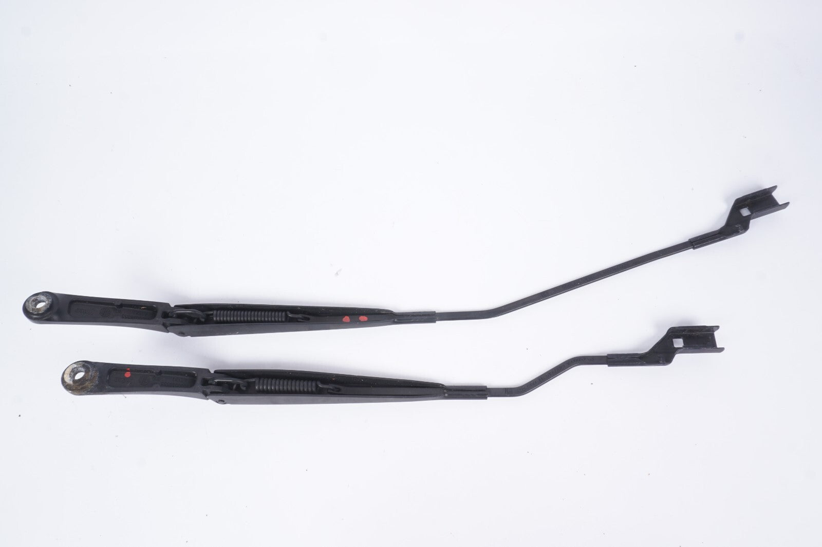 2014 - 2017 Fiat 500L Windshield Wiper Arm Left & Right  OEM