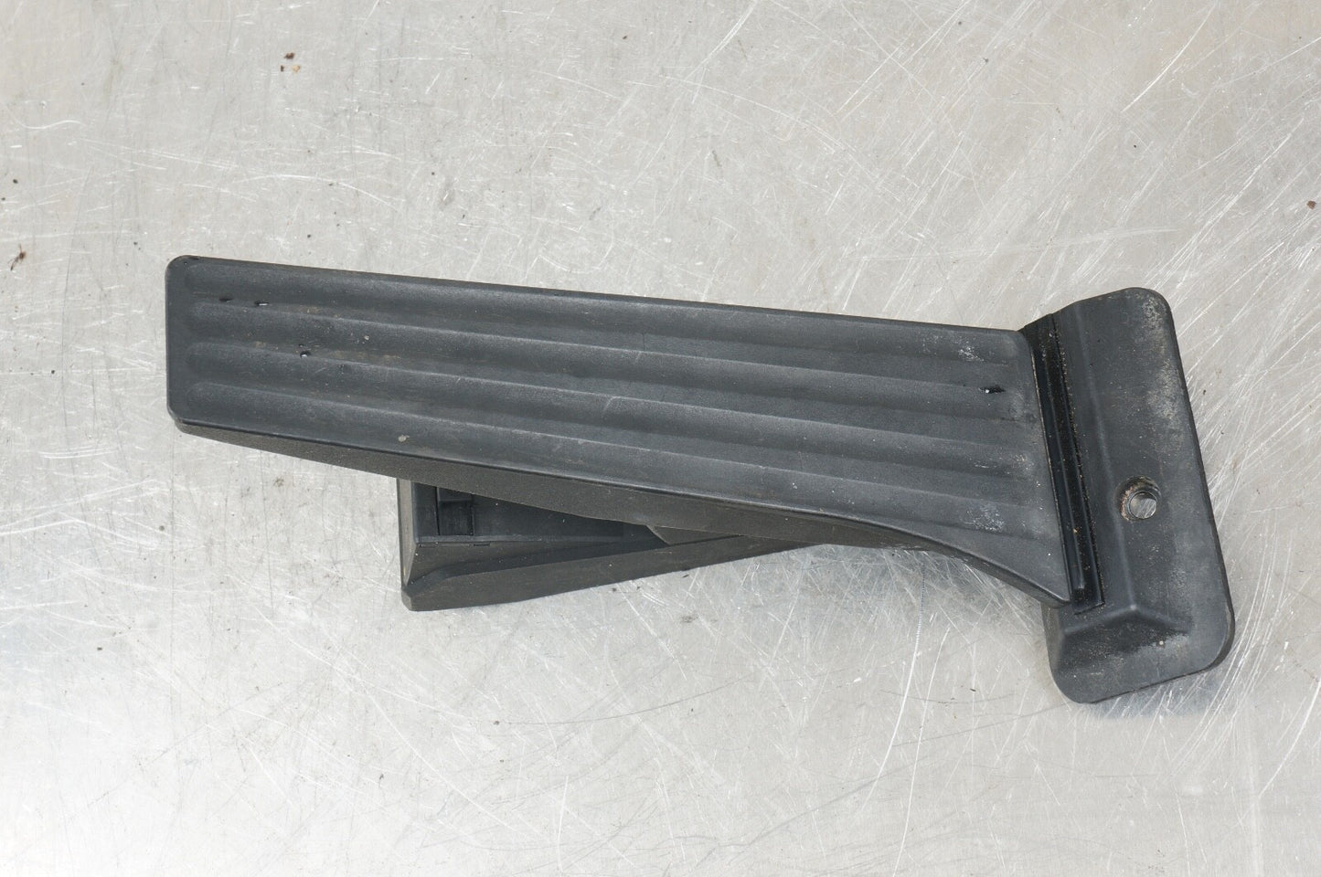 2012-2015 BMW 328I F30 GAS THROTTLE ACCELERATION PEDAL  OEM