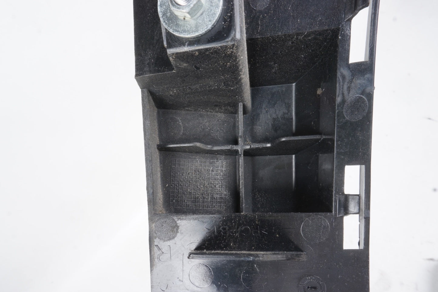 2008 - 2015 Mercedes C250 Rear Left And Right Bumper Bracket OEM