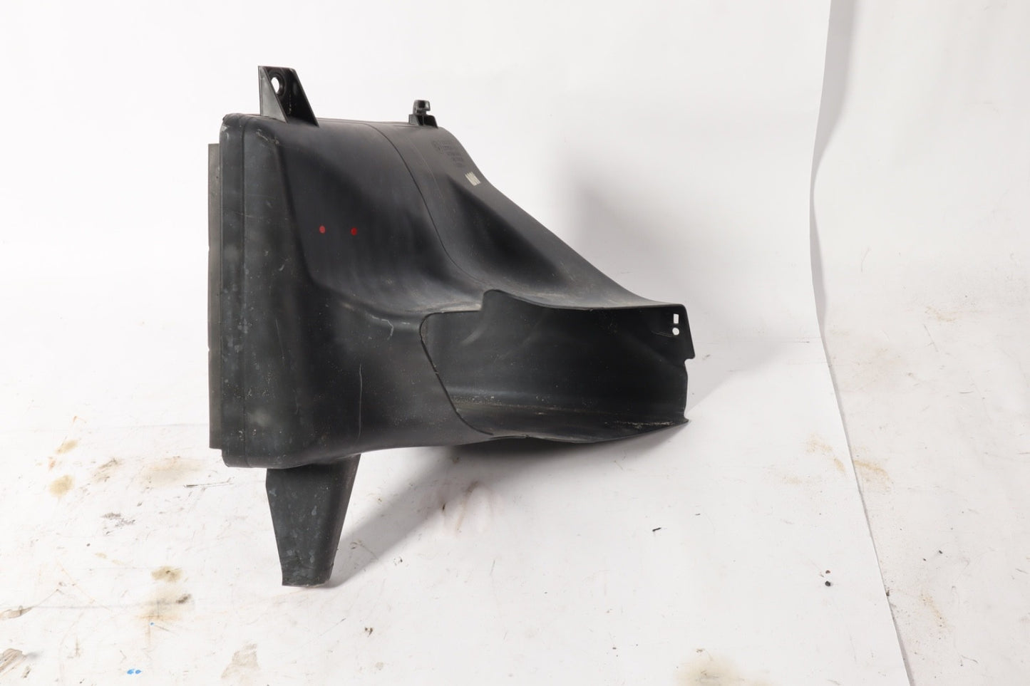 12-15 BMW F06 F12 F13 640I 650I Right SIDE RADIATOR COOLER AIR DUCT VENT