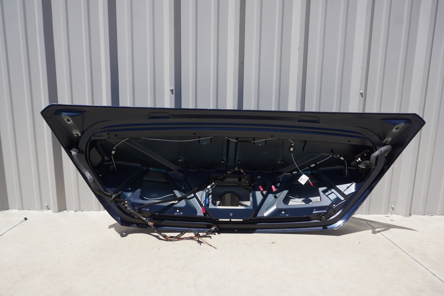 2004 - 2010 BMW E64 645 650 M6 Convertible Rear Trunk Lid Shell Panel