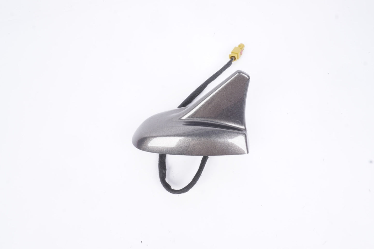 14-17 Maserati Ghibli Exterior Roof Shark Fin Radio Antenna Silver 670025882 OEM