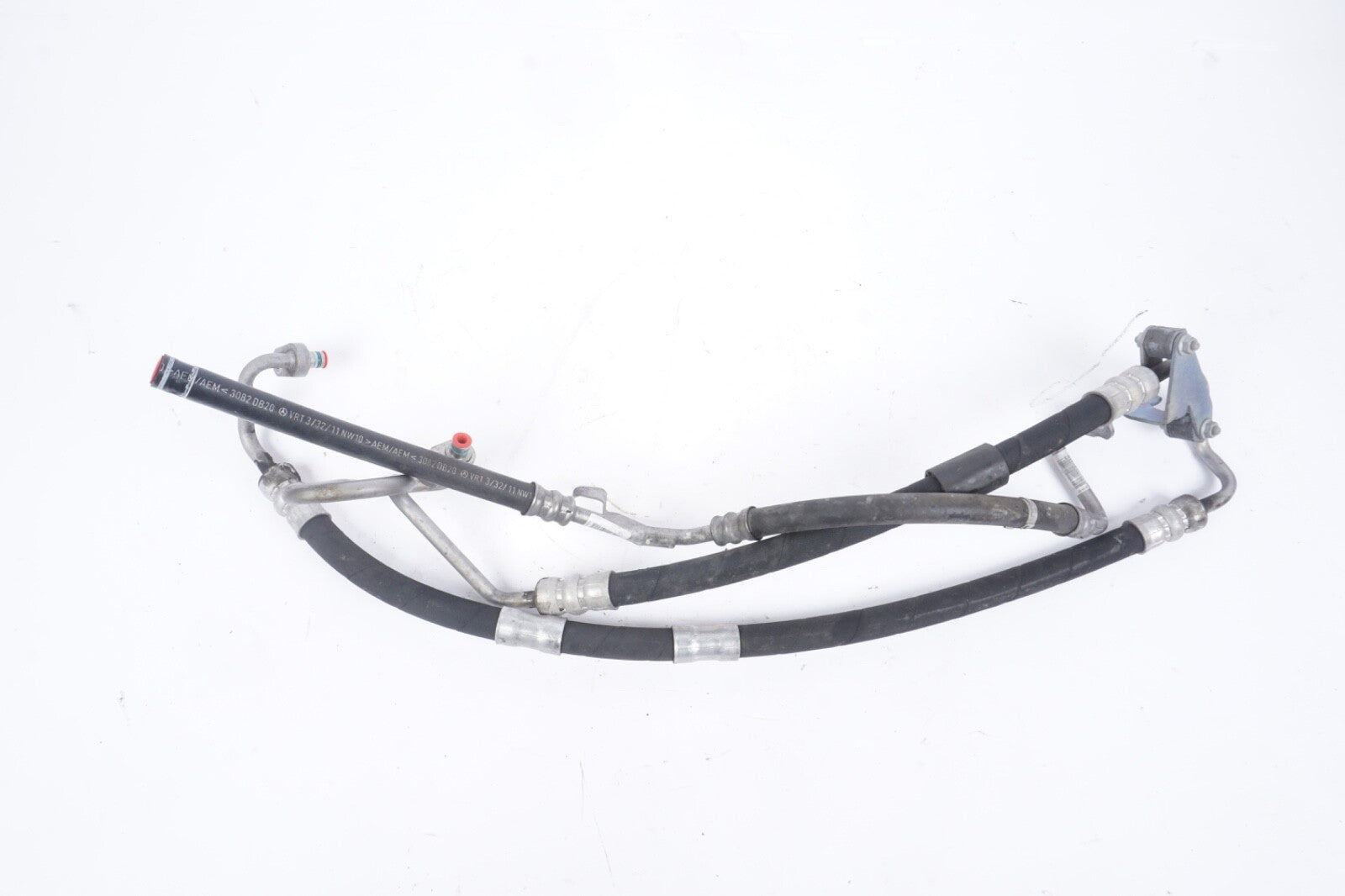 2011-2013 Mercedes E350 W207 Power Gear Rack Hose Tube Pipe Line 3082DB20 OEM