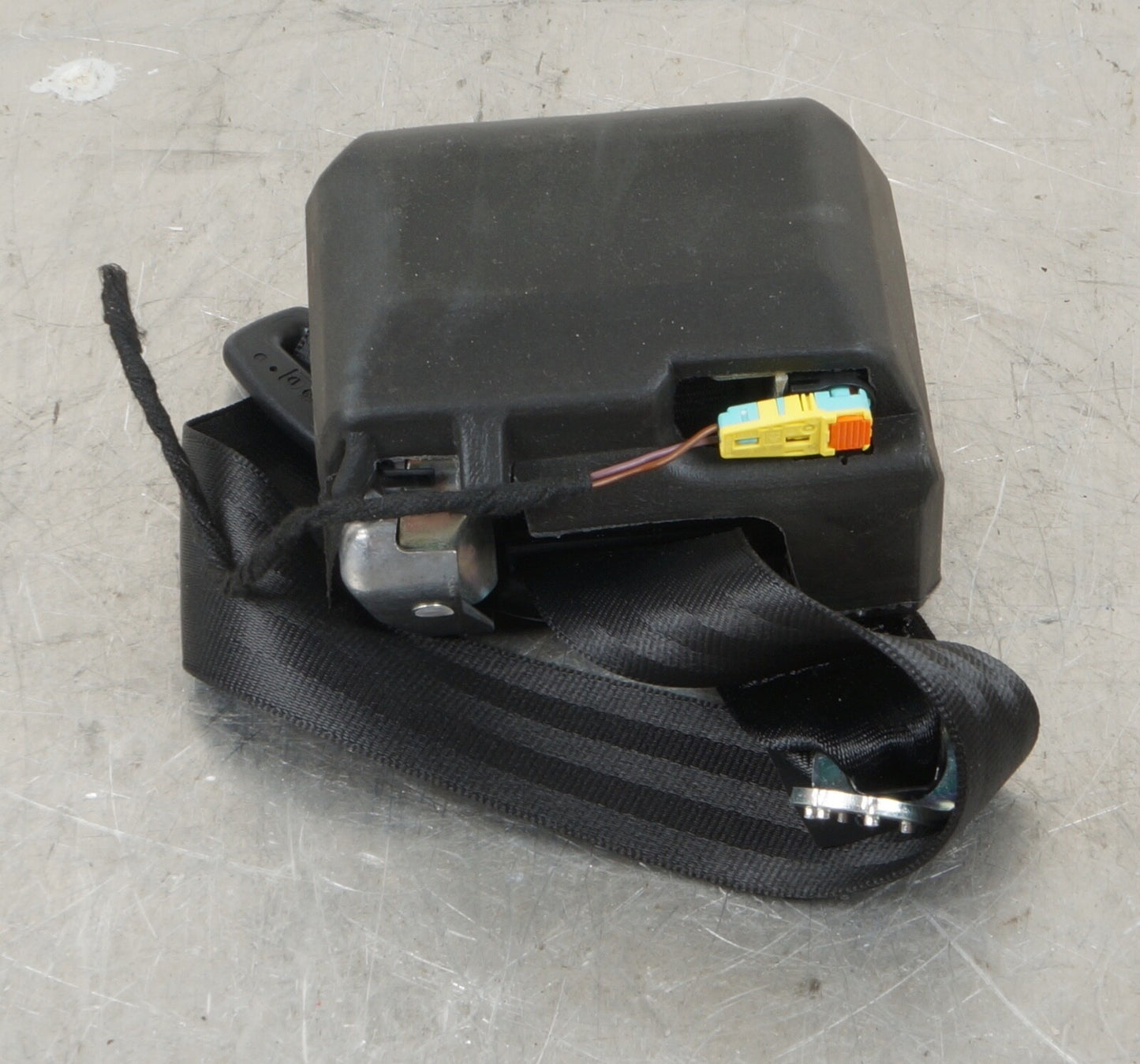 05-08 Audi A6 Rear Left or Right Seatbelt Seat Belt Retractor 4F0857805H Black