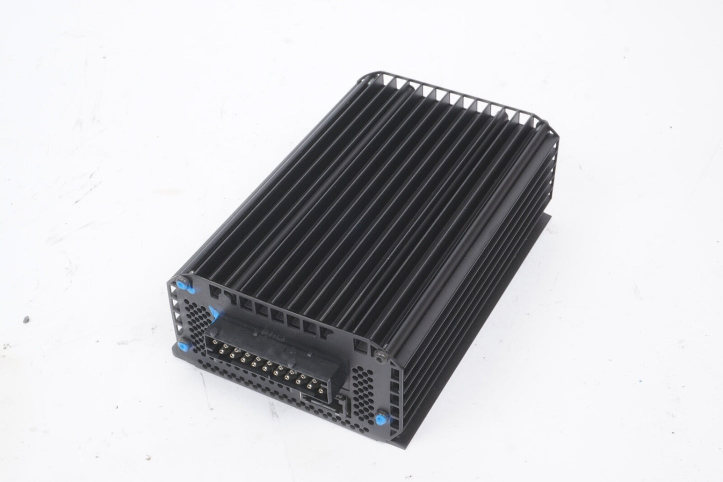 2002 - 04 PORSCHE BOXSTER 986 CONVERTIBLE AMPLIFIER ANALOG AUDIO SYSTEM HARMANN