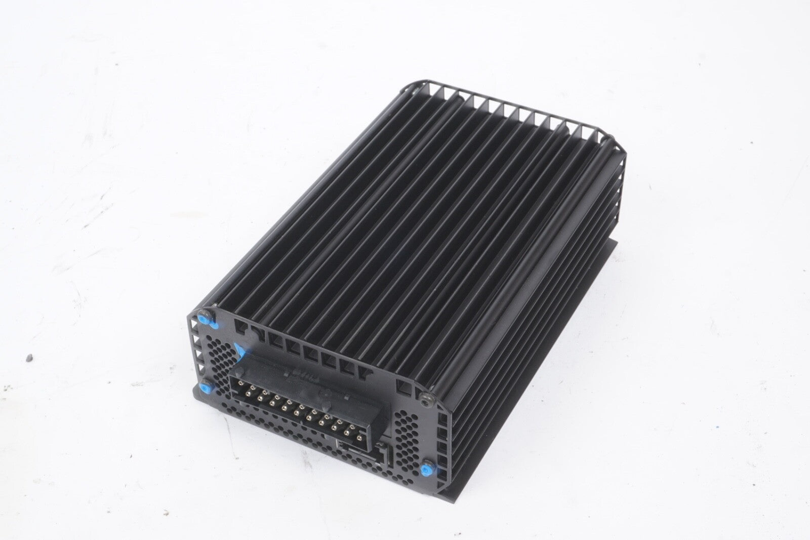 2002 - 04 PORSCHE BOXSTER 986 CONVERTIBLE AMPLIFIER ANALOG AUDIO SYSTEM HARMANN