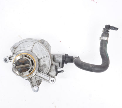 2011-2016 BMW 550I 650 750 GT F07 VACUUM PUMP 8605976-01  OEM