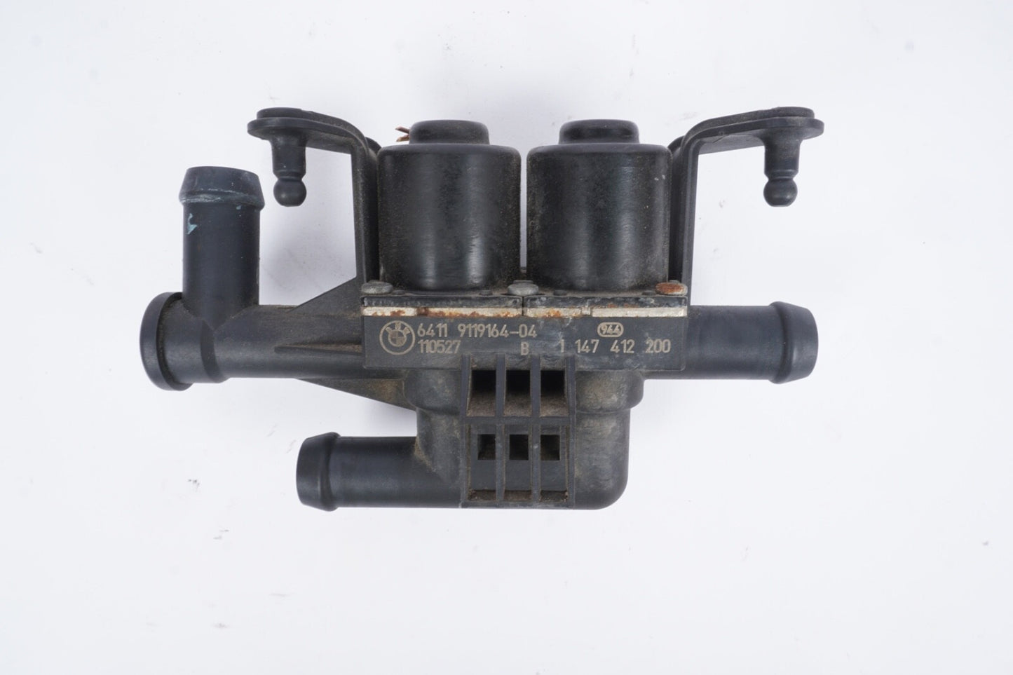 BMW 750i 2008-2018 WATER HEATER DUO VALVE OEM 9119164-04 OEM