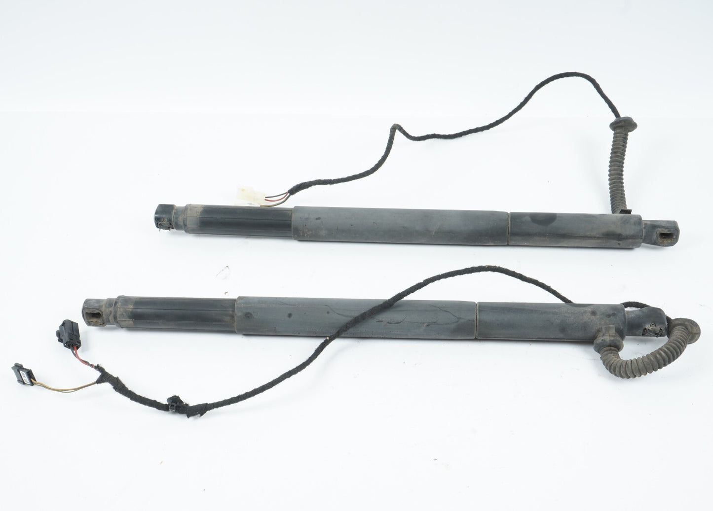 2008 - 2013 BMW X6 LEFT & RIGHT REAR TRUNK SPINDLE DRIVE SHOCK STRUT SET OEM