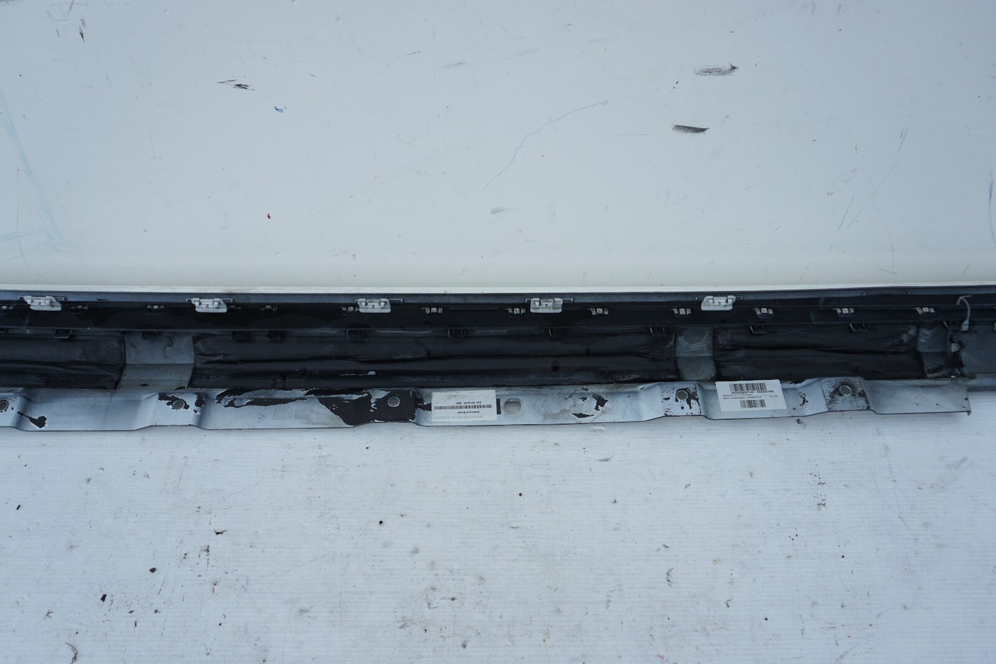 14 - 17 Mercedes S550 W222 Left Driver Side Rocker Panel Skirt Molding OEM