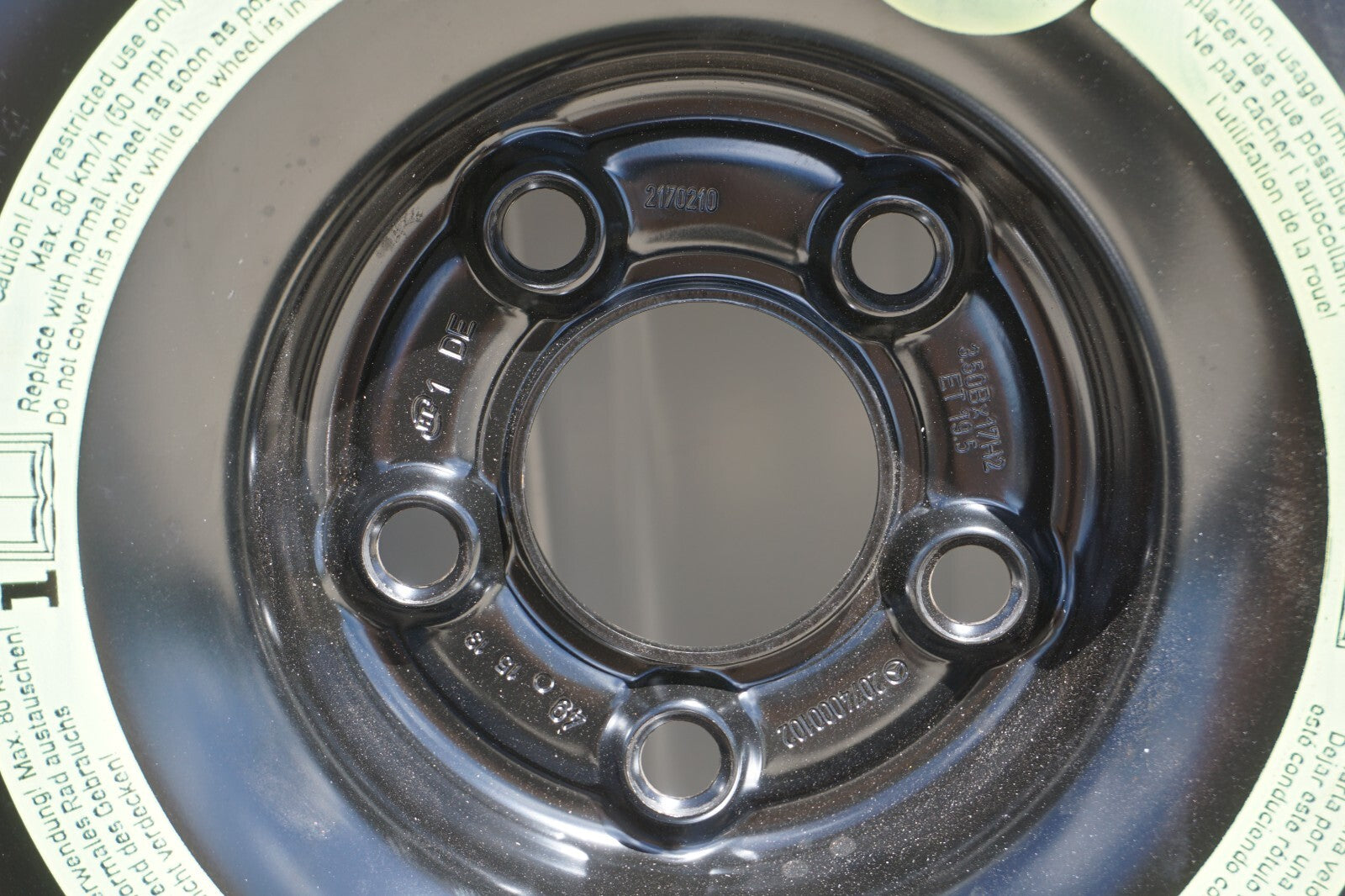 10-17 Mercedes W207 E350 Spare Tire   T135/80R17 OEM