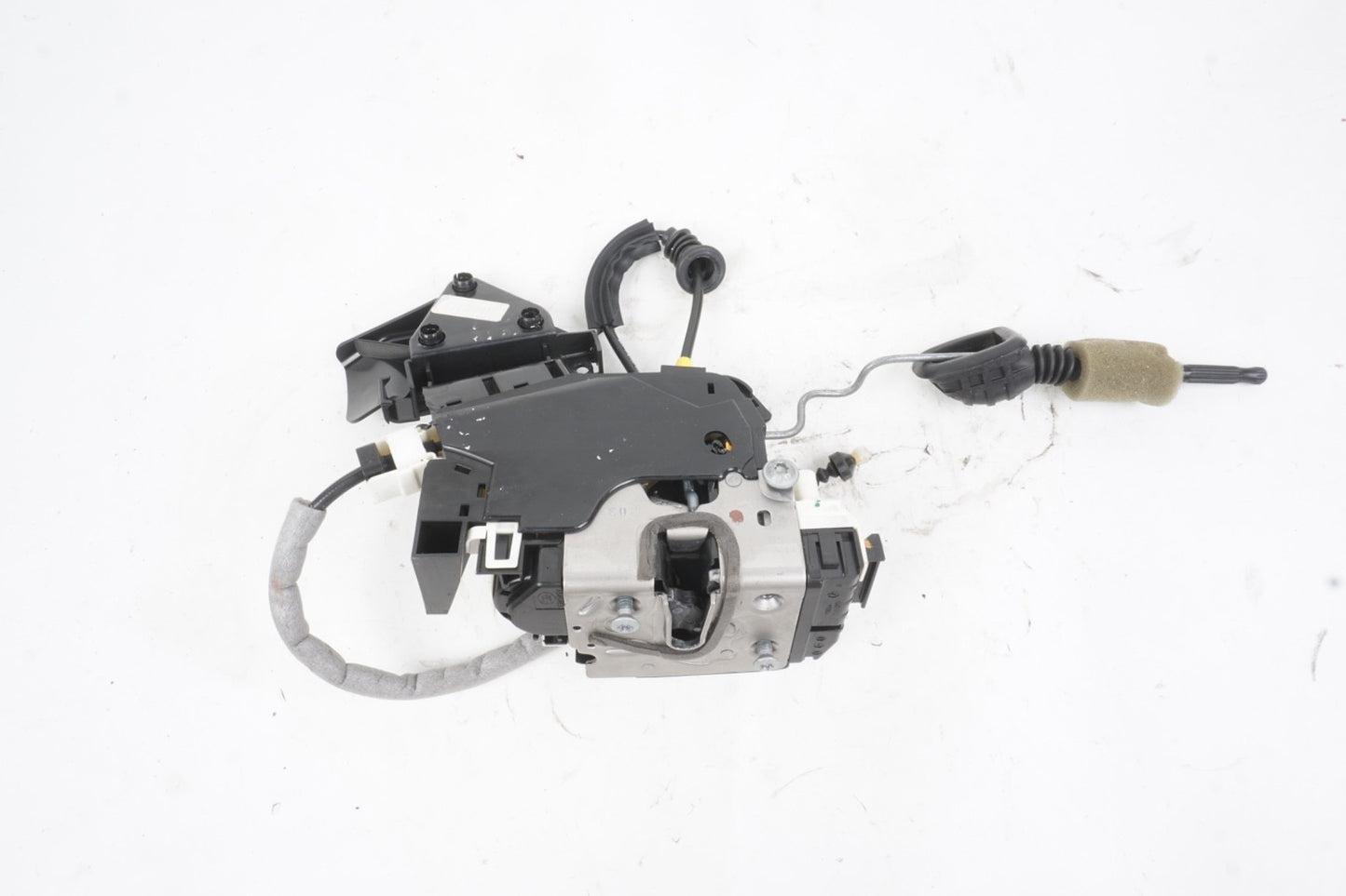 2008 - 2014 Mercedes C300 C350 C63 Front Right Side Door Lock Latch Actuator OEM