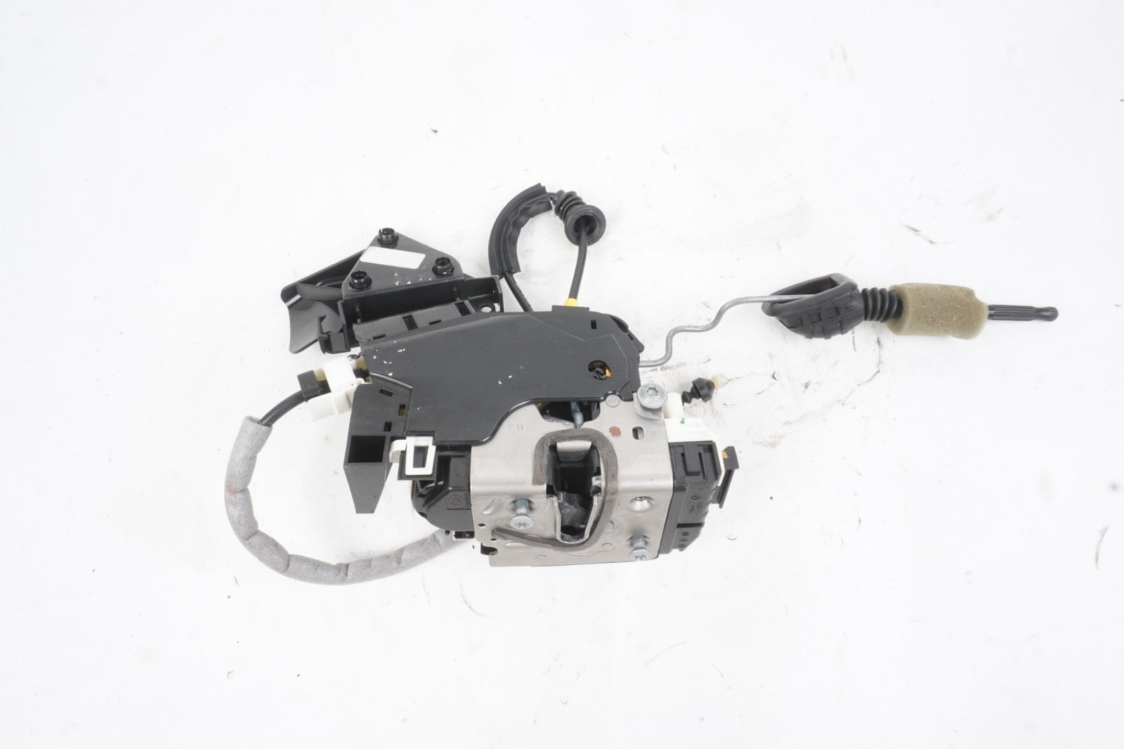 2008 - 2014 Mercedes C300 C350 C63 Front Right Side Door Lock Latch Actuator OEM