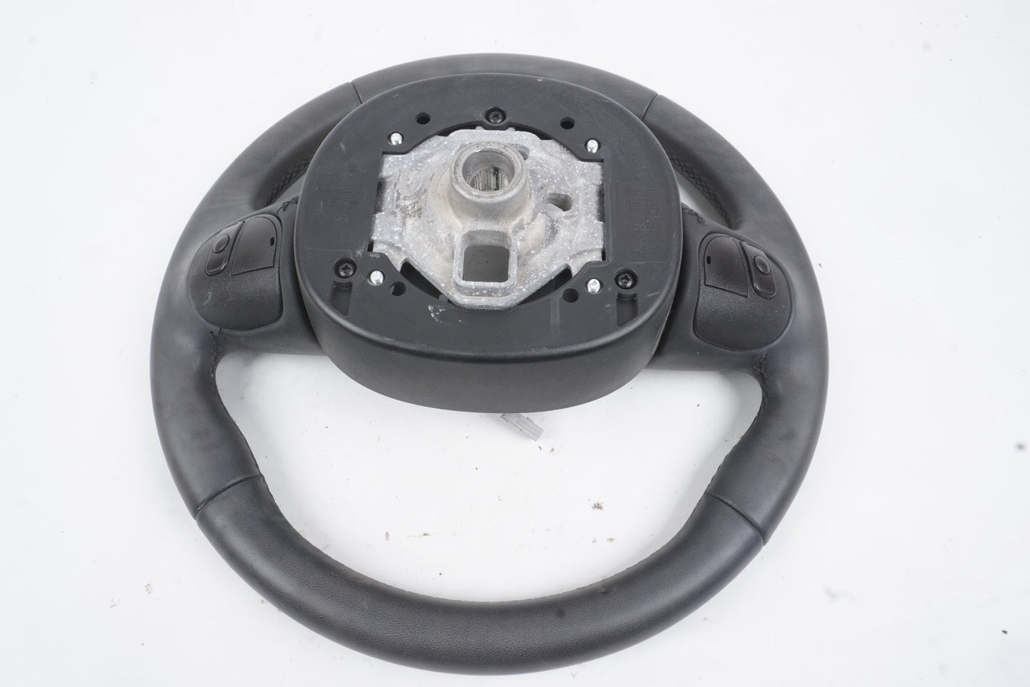 2018-2023 Jeep Renegade Steering Wheel OEM
