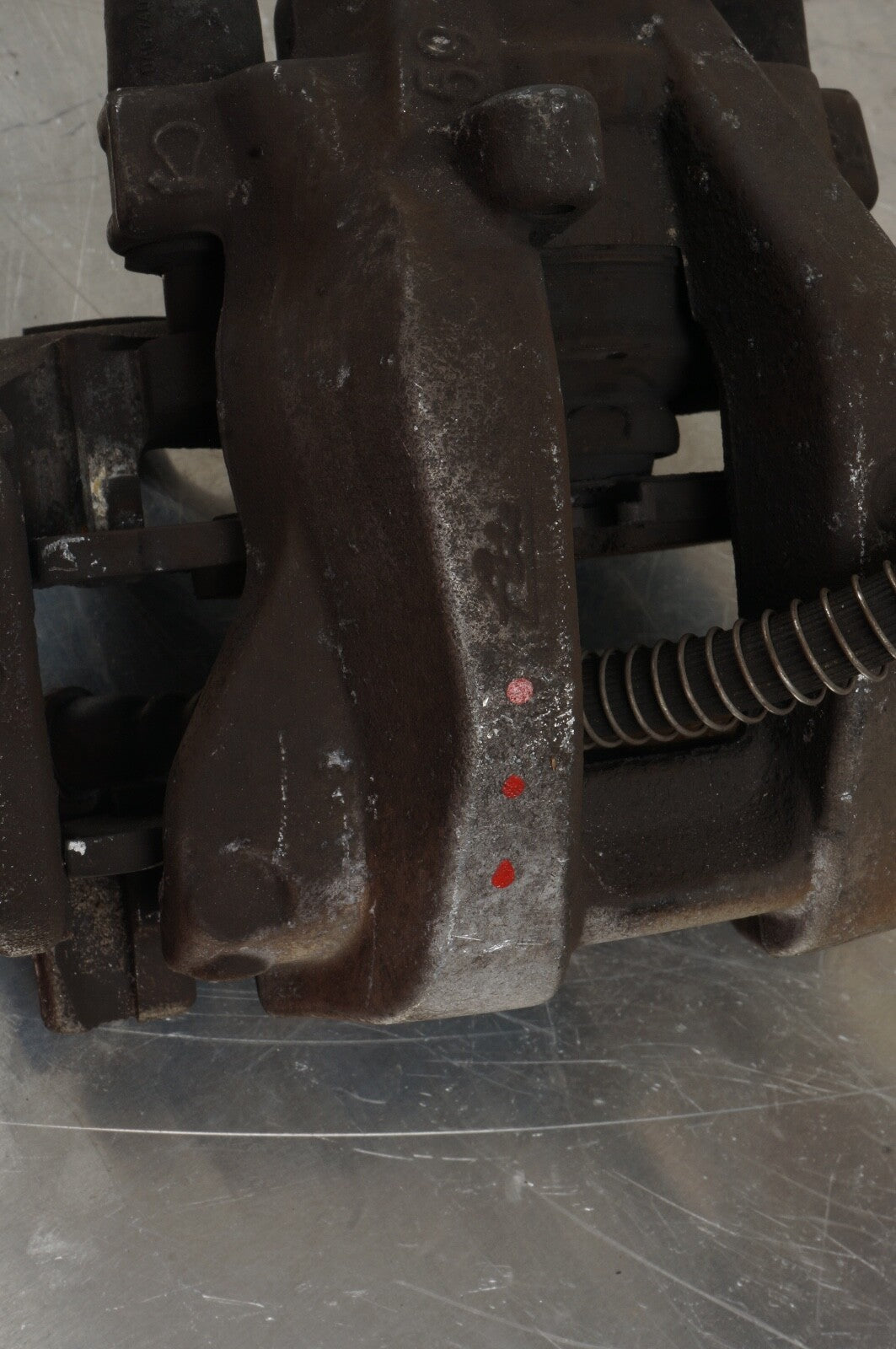 07-13 MERCEDES S550 W221 REAR LEFT DRIVER SIDE BRAKE CALIPER OEM