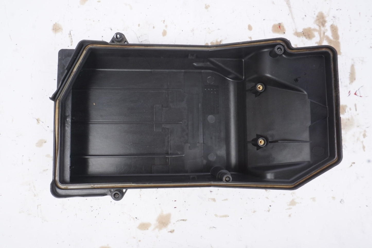 07-11 Mercedes W221 S65 AMG CL550 Under Hood Fuse And Relay Cover 2215401182 OEM