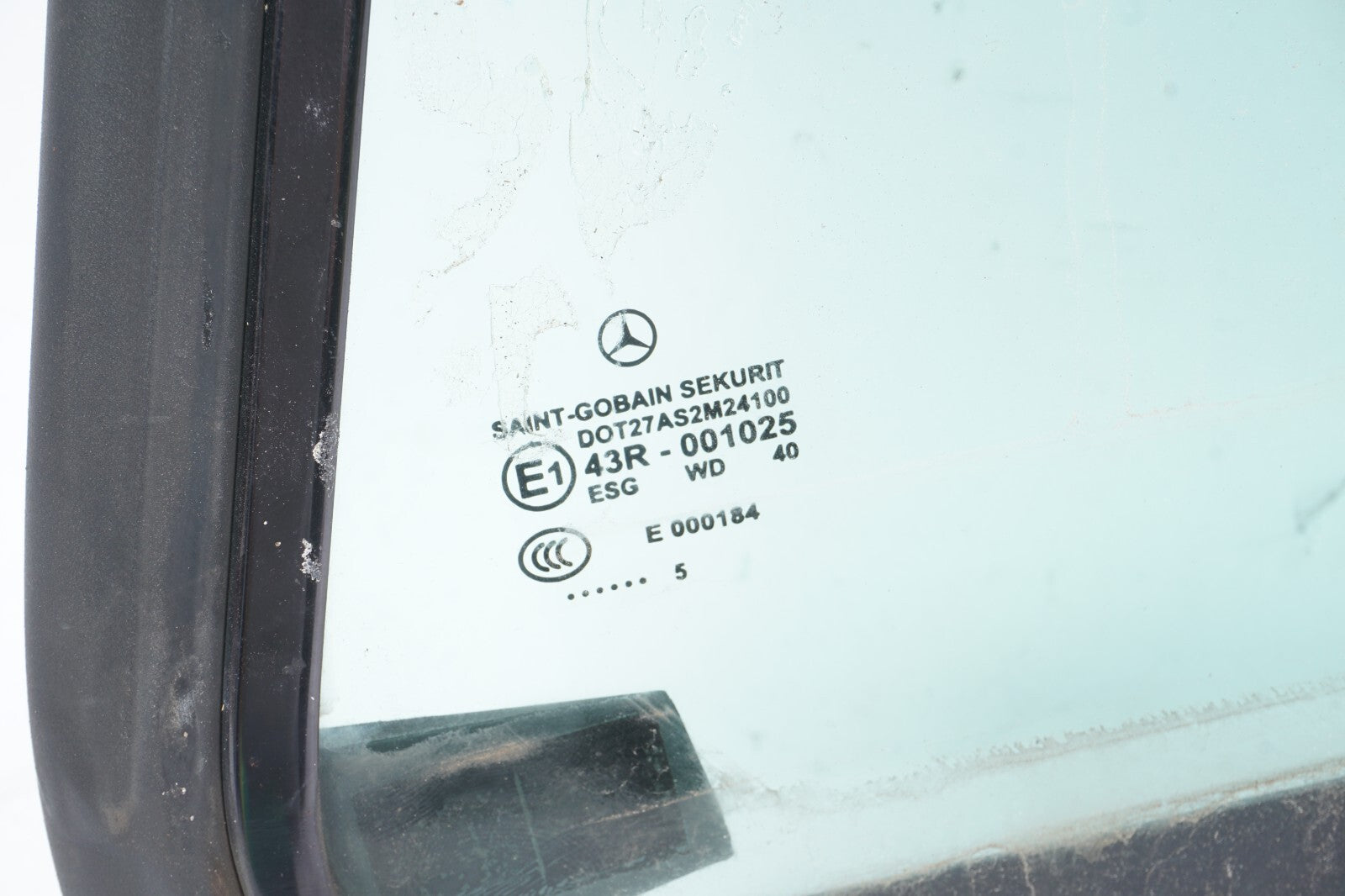03-12 Mercedes R230 SL500 SL550 Rear Left Driver Side Quarter Window Glass OEM