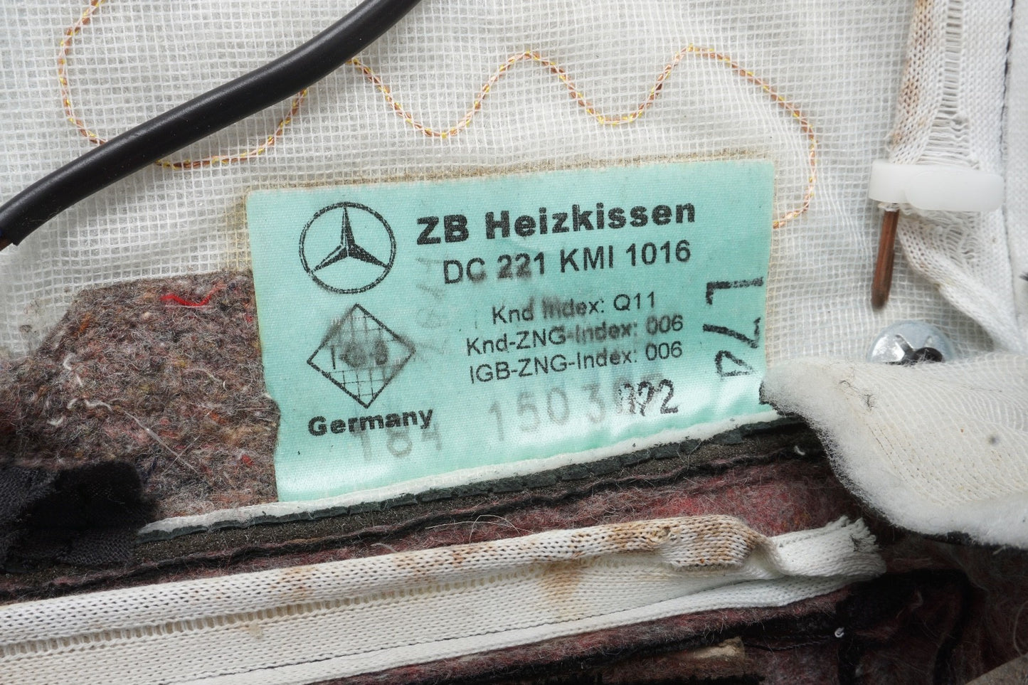 2010 - 2013 MERCEDES S550 W221 REAR RIGHT SEAT UPPER BACKREST CUSHION OEM