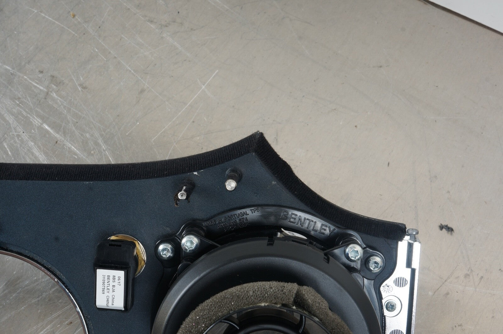 2010 - 2020 Bentley Mulsanne Dashboard Cluster Bezel Trim Cover Panel Air Vent