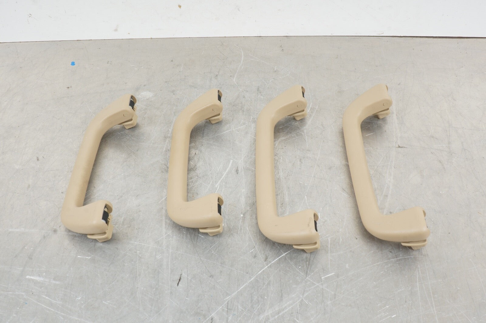 2007 - 2013 Mercedes W221 S550 Interior Roof Top Grab Bar Handle BEIGE