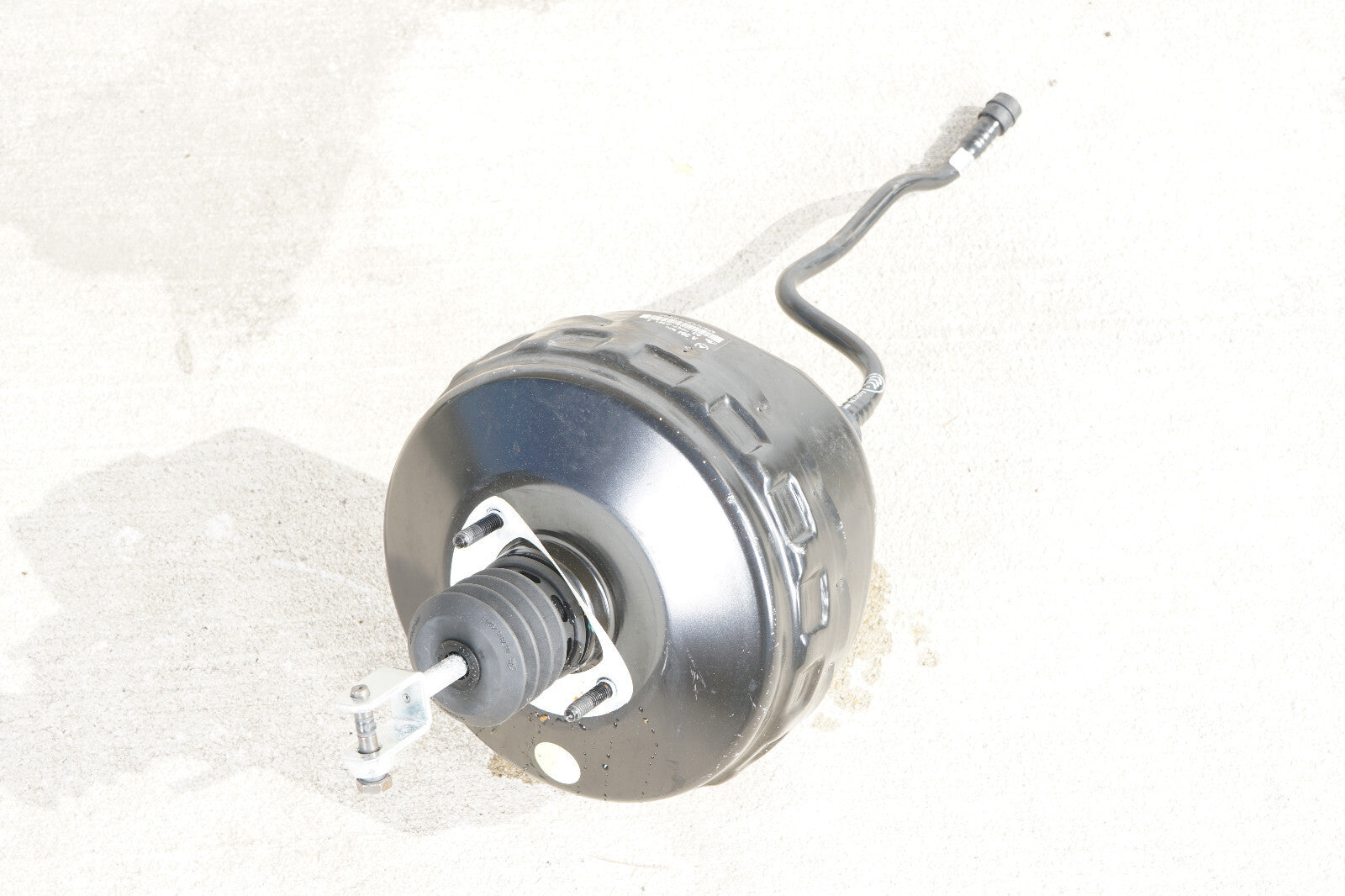 2008 - 2011 MERCEDES C300 W204 POWER BRAKE BOOSTER A2044301130  OEM