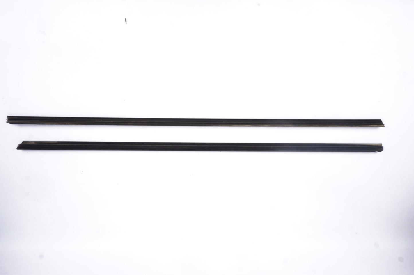 2007 - 2013 BMW  328i 335i Convertible FRONT left Right  door chrome trim