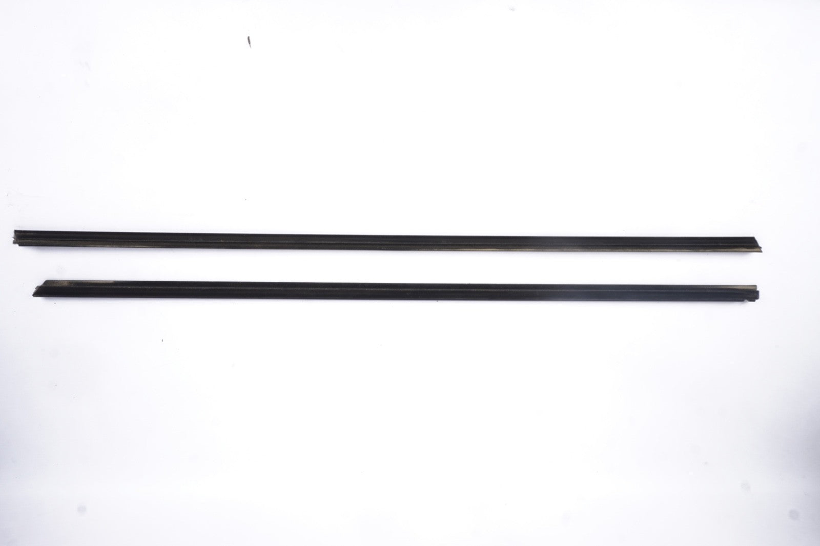 2007 - 2013 BMW  328i 335i Convertible FRONT left Right  door chrome trim