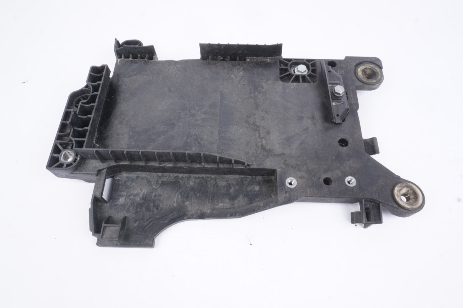 2016 - 2020 BMW X1 X2 BATTERY TRAY COVER TRIM PANEL 7641797