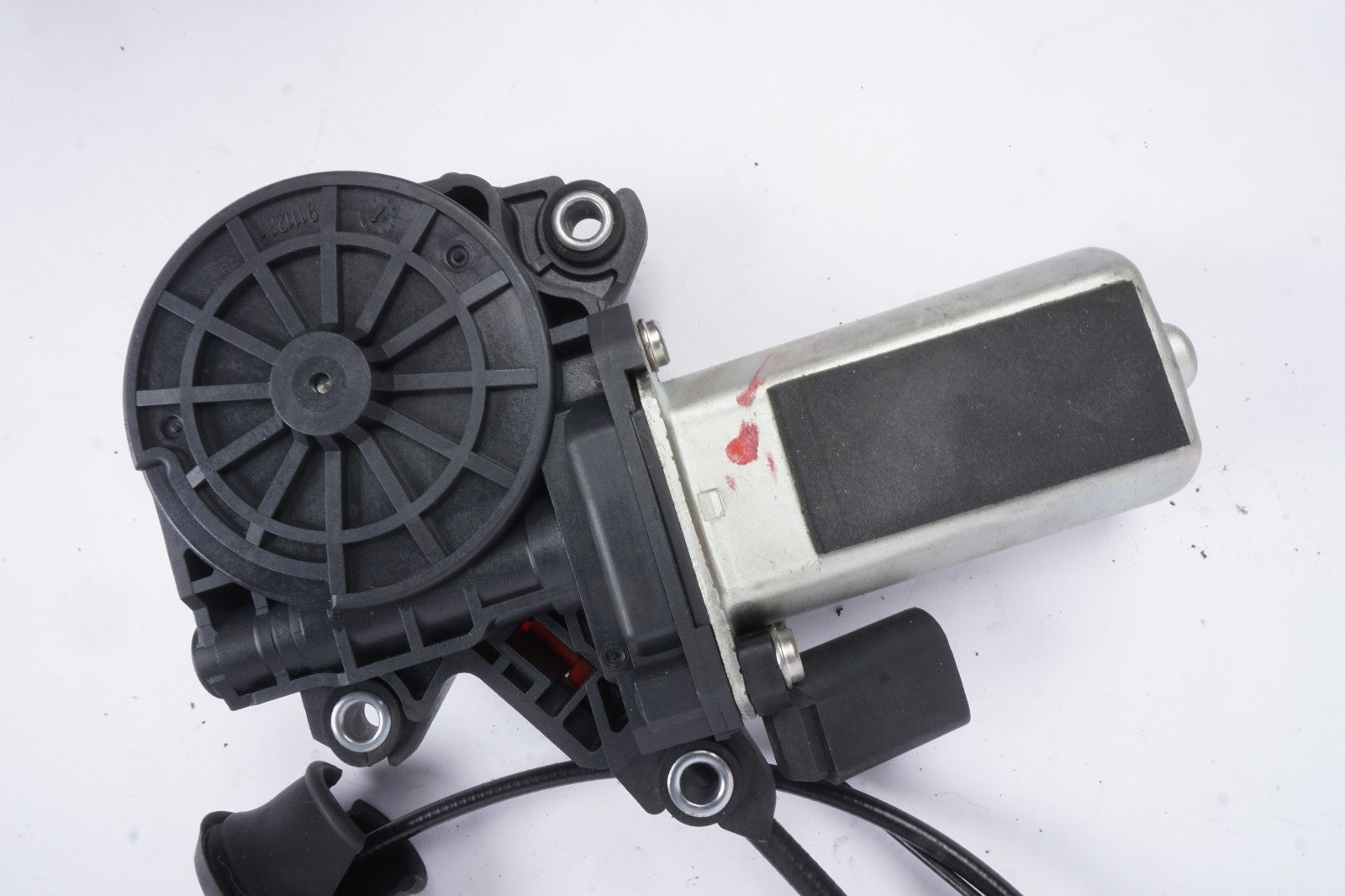 2011 - 2018 AUDI A8 QUATTRO FRONT LEFT DOOR LATCH LOCK ACTUATOR OEM