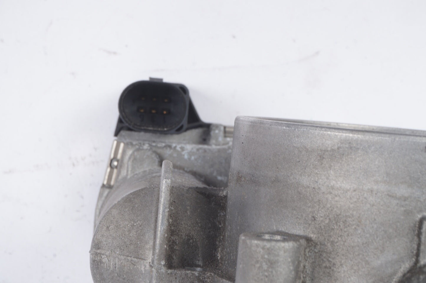 2001-2012 AUDI A6 A8 Q7 S4 S5 S6 RS4 4.2L V8 ENGINE THROTTLE BODY VALVE OEM