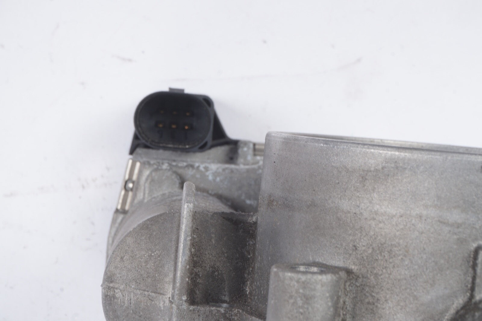 2001-2012 AUDI A6 A8 Q7 S4 S5 S6 RS4 4.2L V8 ENGINE THROTTLE BODY VALVE OEM