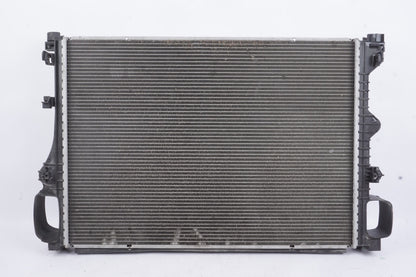 2010 - 2013 Mercedes-Benz S550 Engine Cooling Radiator 2215003203 OEM
