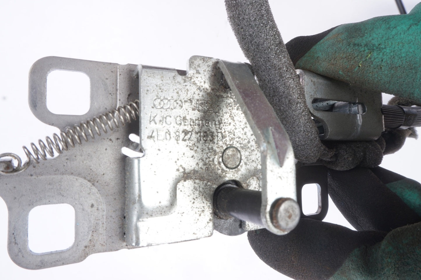 2004 - 2010 AUDI A8 4.2L V8 TRUNK LOCK ACTUATOR LATCH 4E0827383C OEM