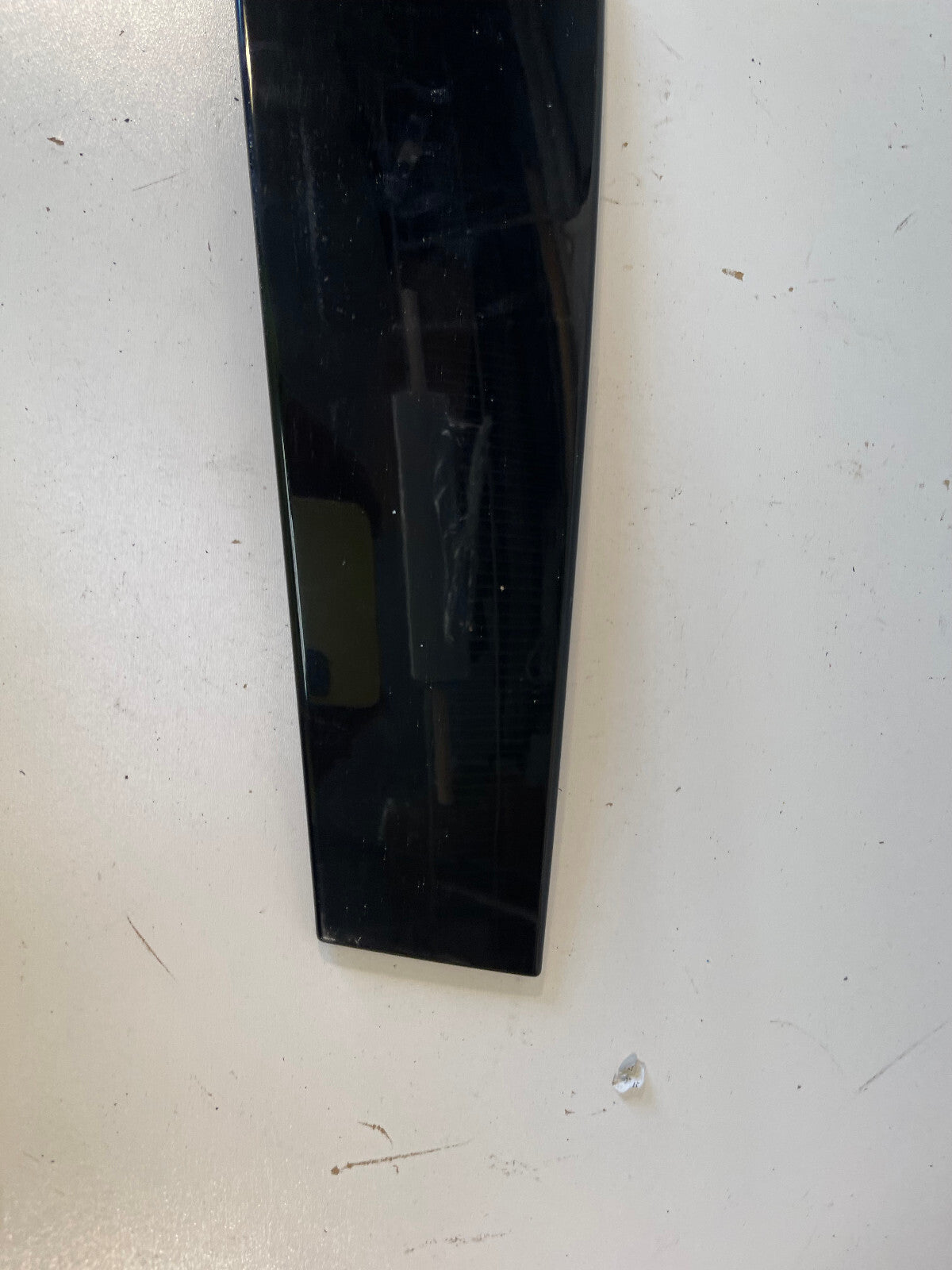12 - 17 AUDI A7 REAR RIGHT PASS SIDE B PILLAR DOOR WINDOW APPLIQUE MOLDING OEM