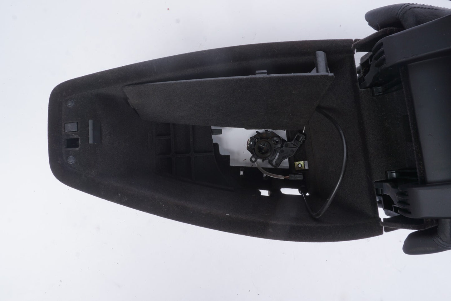 2006 - 2010  BMW 650i E63 E64 Center Console Armrest Lid OEM
