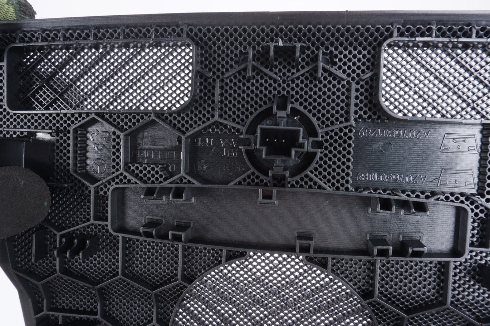 10-17 Mercedes W207 E350 E550 Dashboard Dash Grille Speaker Cover Oem